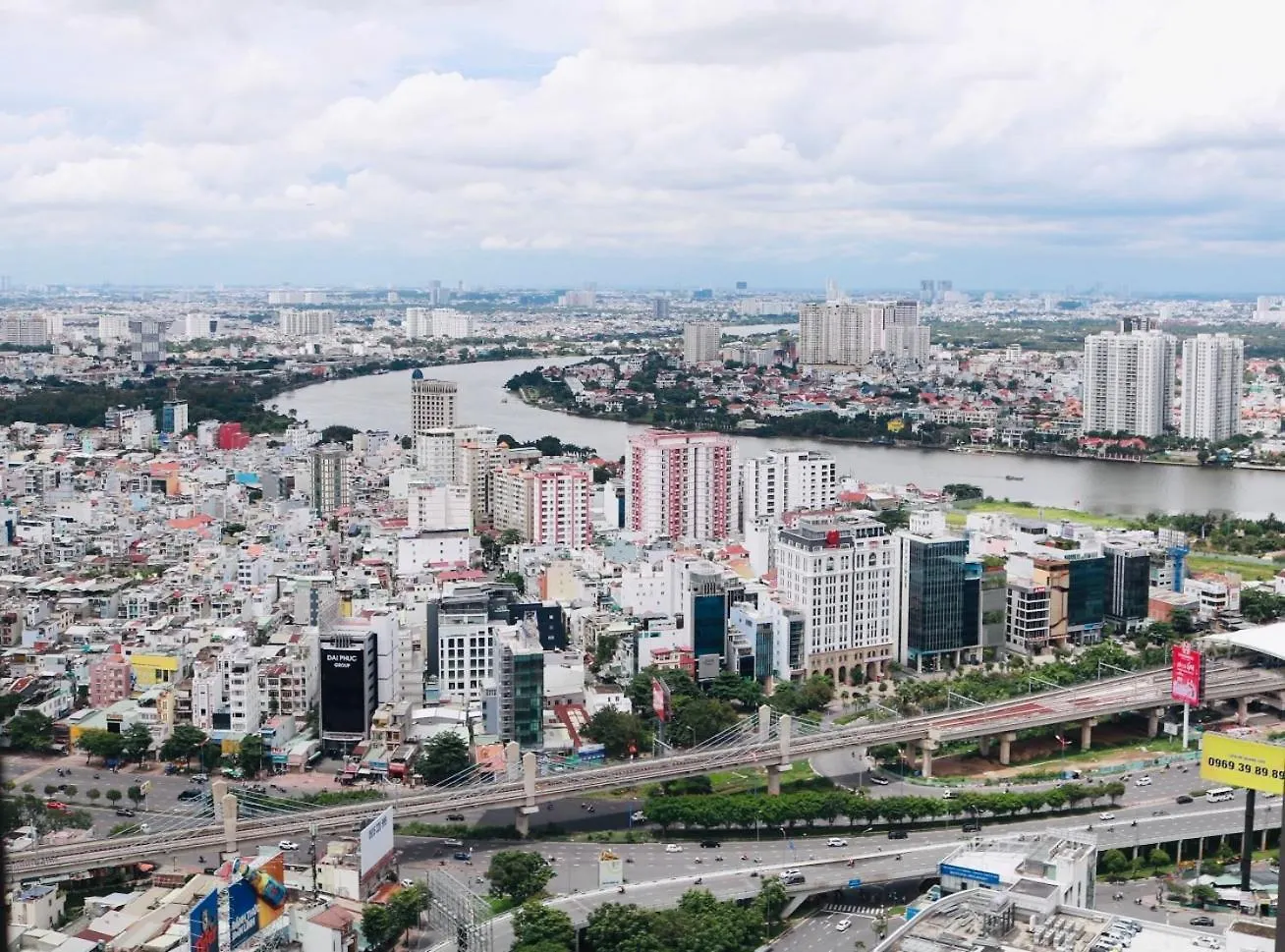 Vinhomes Central Park Zen Apartment Cho Thue Can Ho Landmark Ho Chi Minh City