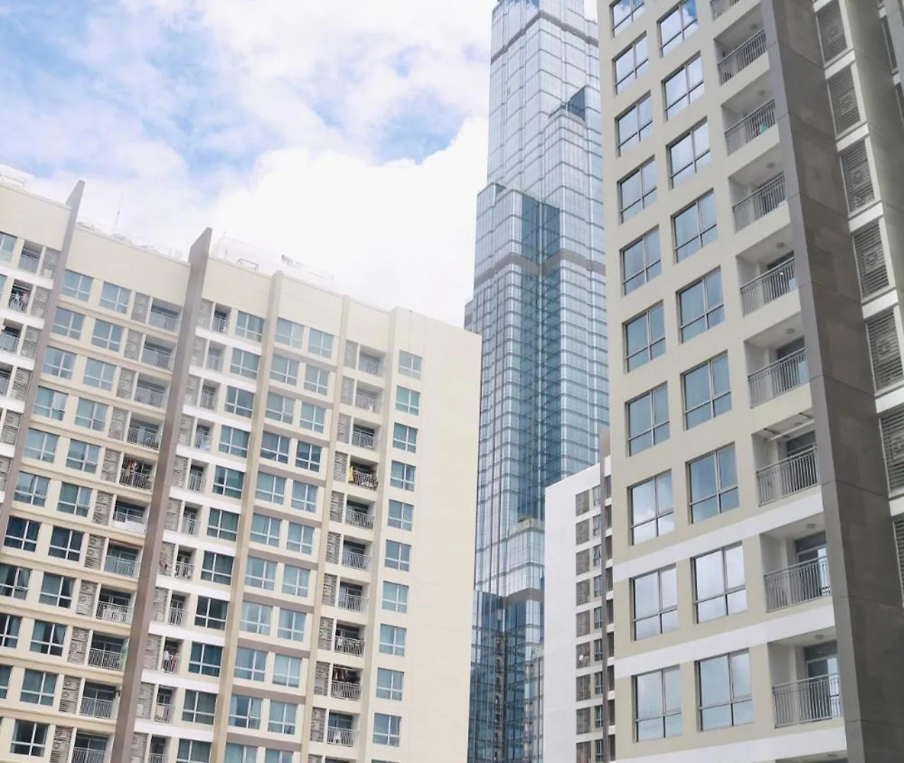Vinhomes Central Park Zen Apartment Cho Thue Can Ho Landmark Ho Chi Minh City