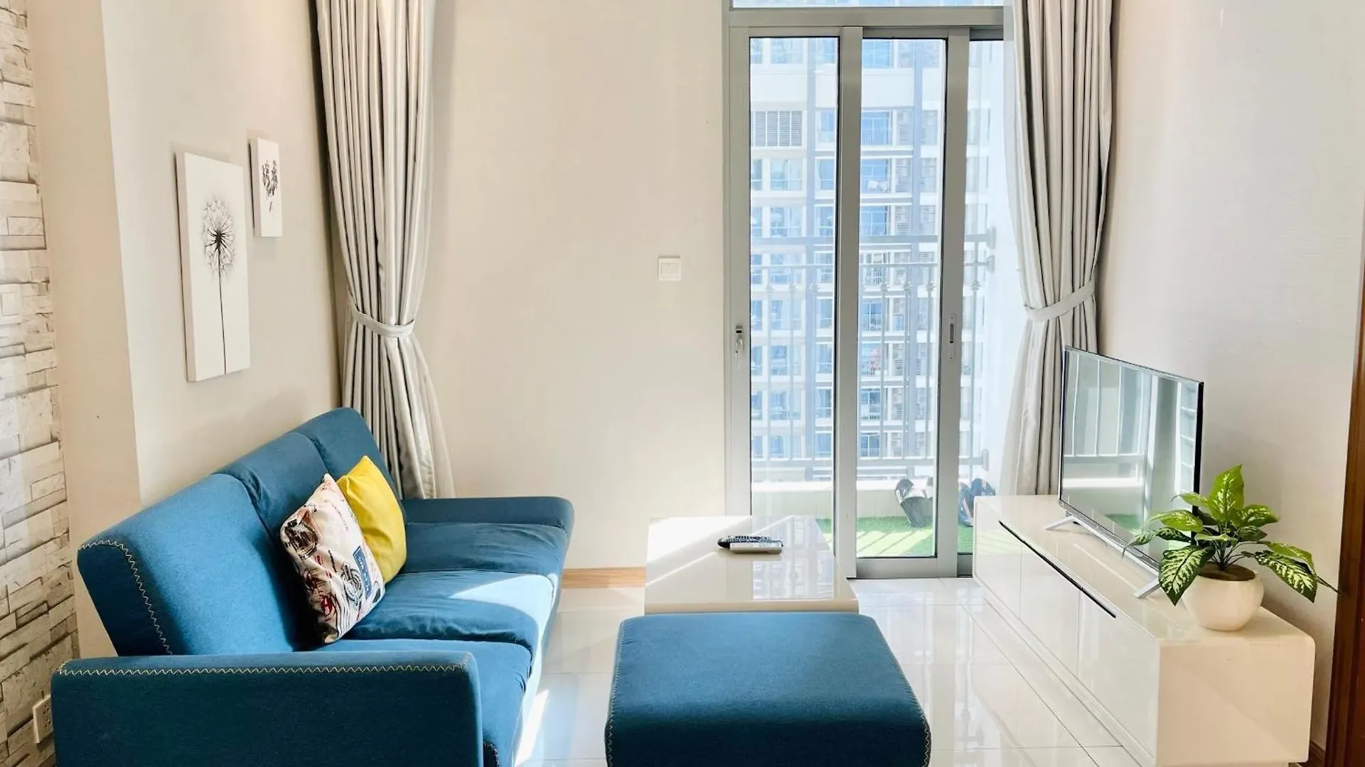 Vinhomes Central Park Zen Apartment Cho Thue Can Ho Landmark Ho Chi Minh City