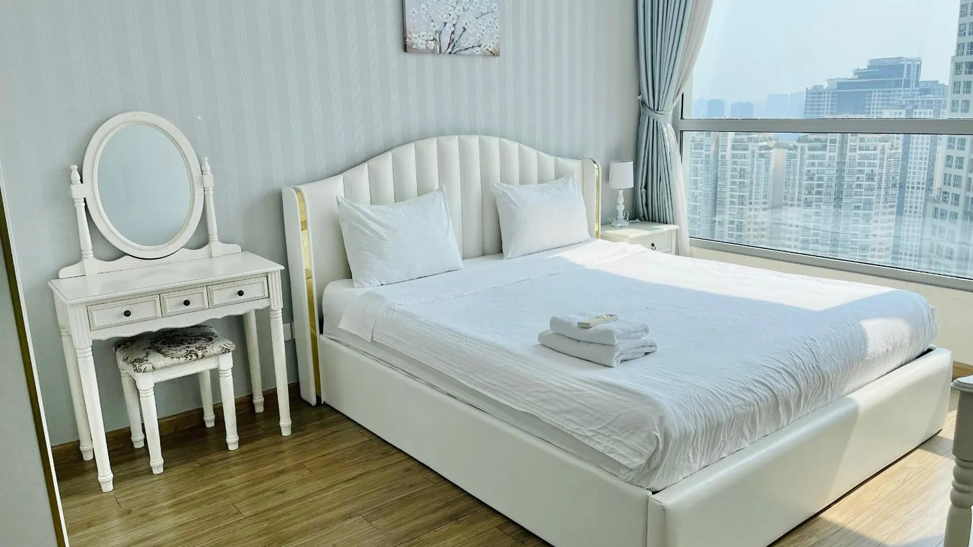 Vinhomes Central Park Zen Apartment Cho Thue Can Ho Landmark Ho Chi Minh City