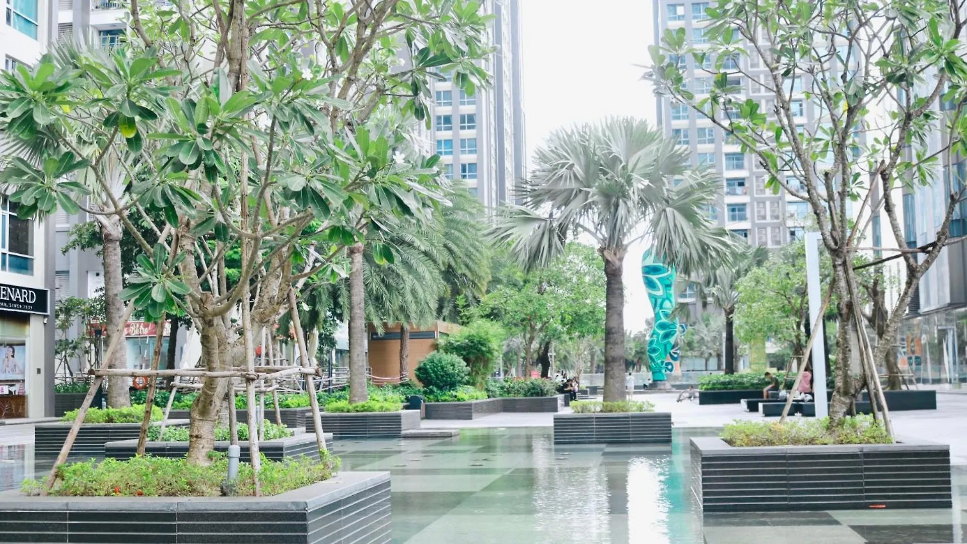 Vinhomes Central Park Zen Apartment Cho Thue Can Ho Landmark Ho Chi Minh City
